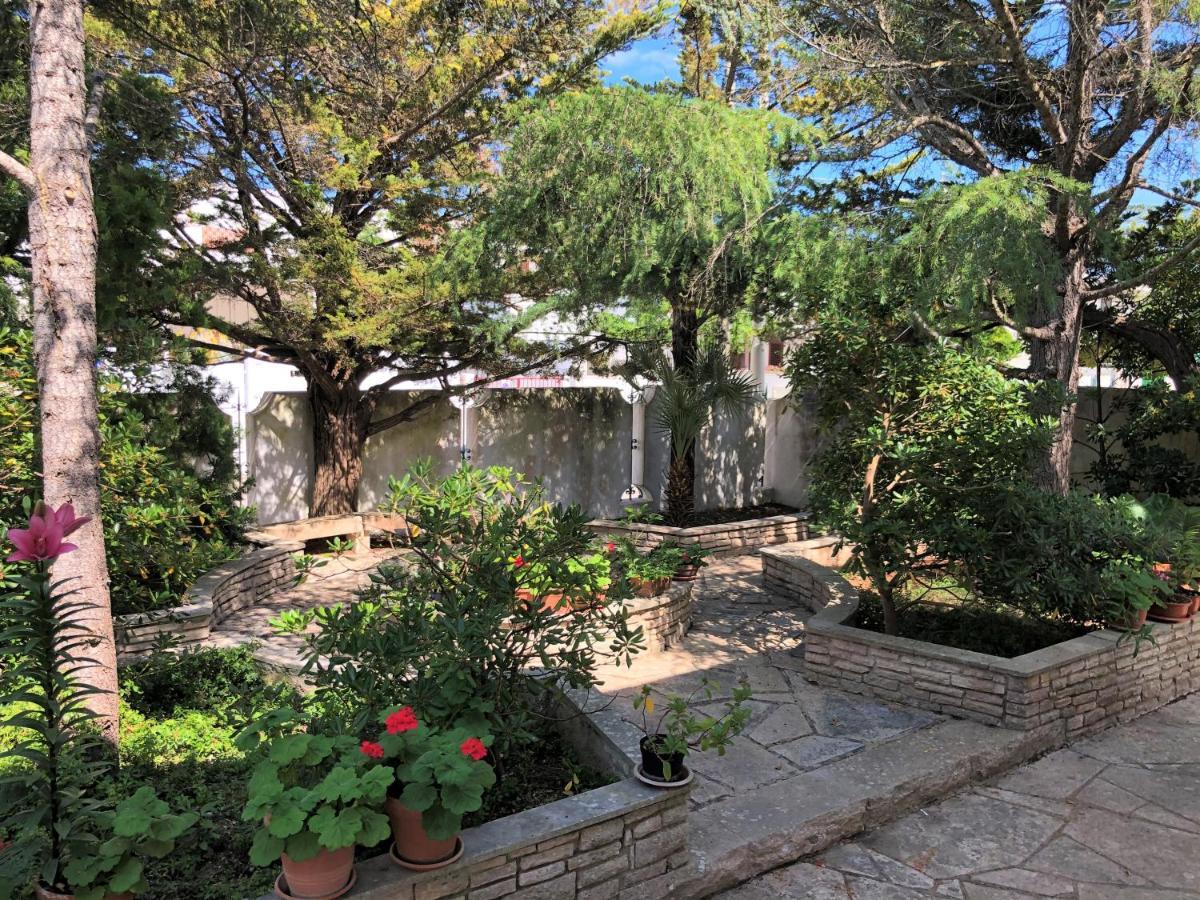 B&B Il Villino Torre Dell'Orso Luaran gambar