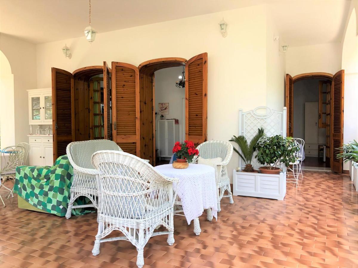 B&B Il Villino Torre Dell'Orso Luaran gambar