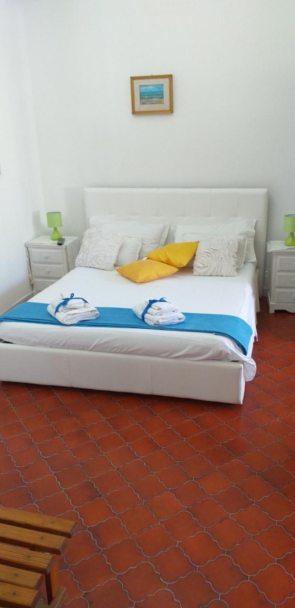 B&B Il Villino Torre Dell'Orso Bilik gambar