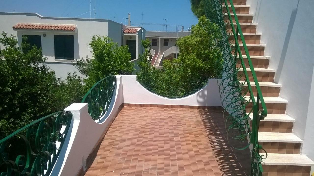 B&B Il Villino Torre Dell'Orso Luaran gambar