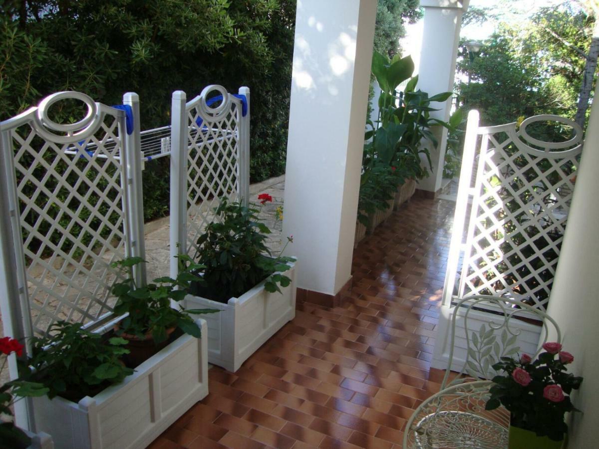B&B Il Villino Torre Dell'Orso Luaran gambar